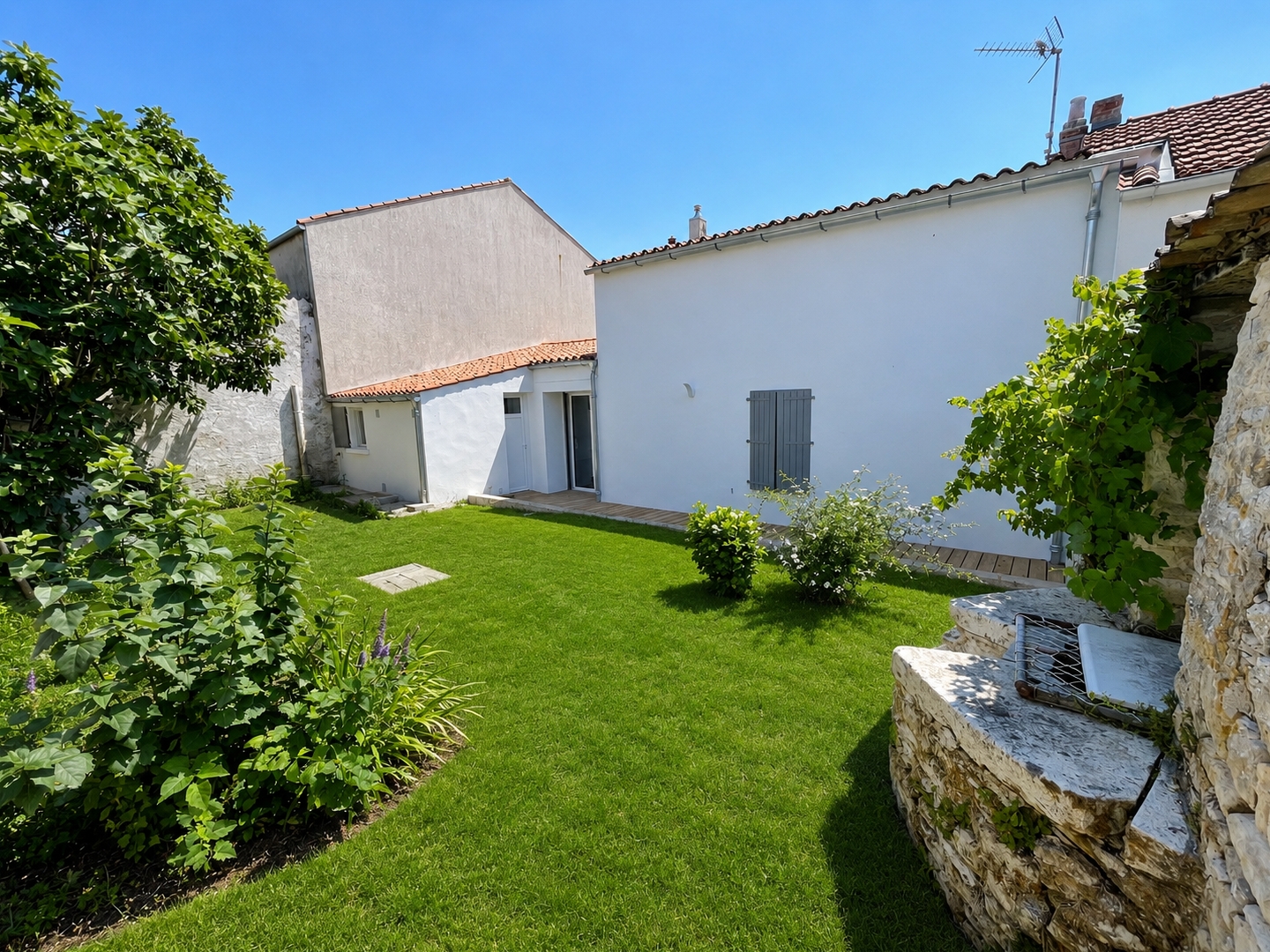 Maison à vendre - 4 pièces - 76m2 - Villedoux (17230)