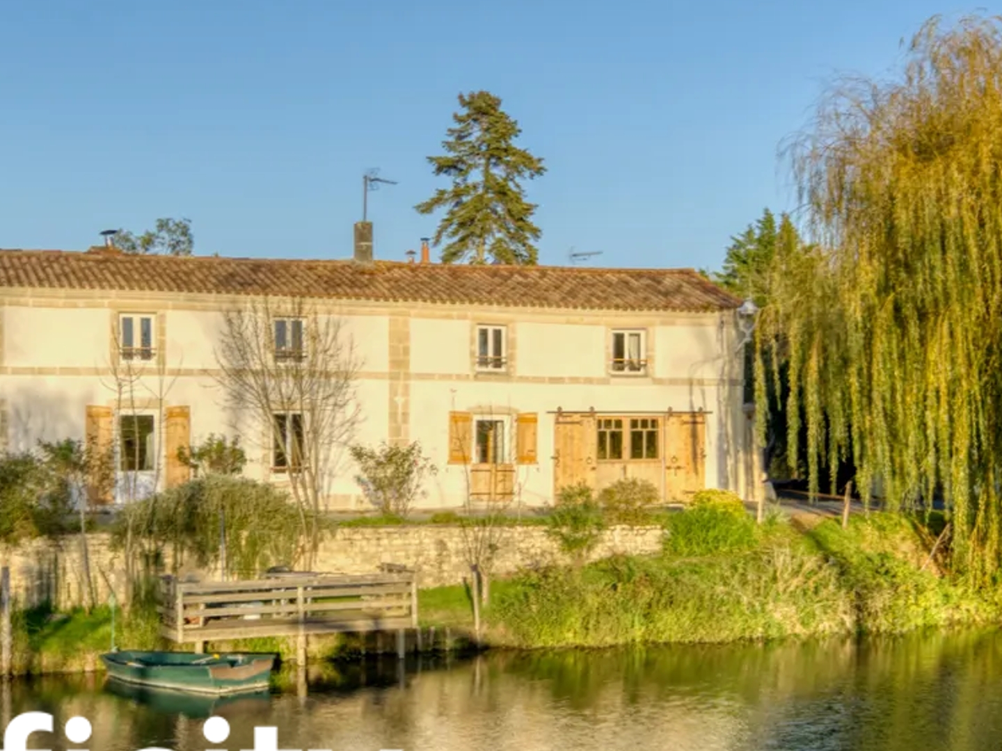 Maison 15 pièces 320 m²