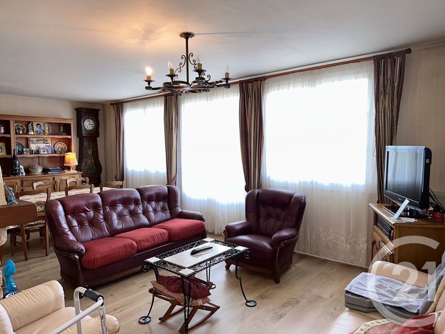 Maison à vendre - 4 pièces - 148m2 - Cosne-Cours-Sur-L... (58200)