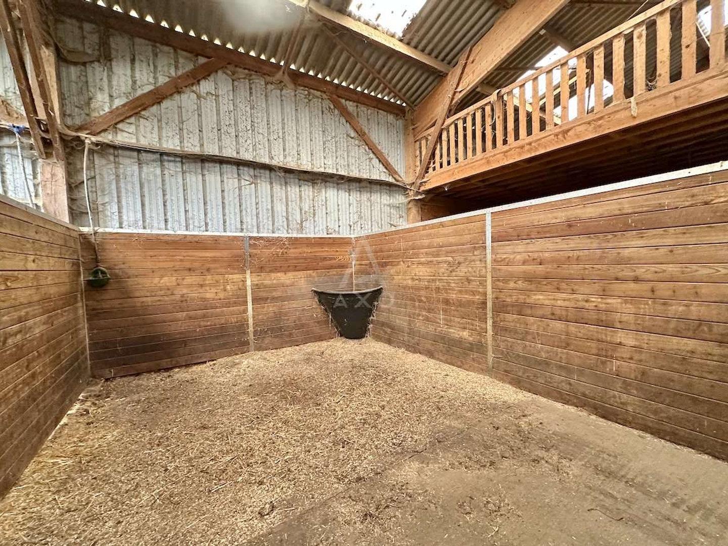 Locaux à vendre - 6 pièces - 175m2 - Saint-Aignan (72110)