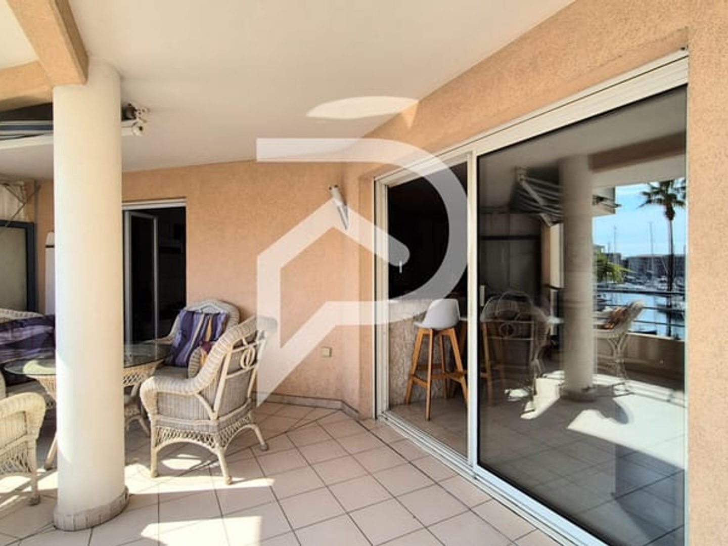 Appartement à vendre - 4 pièces - 76m2 - Fréjus (83600)