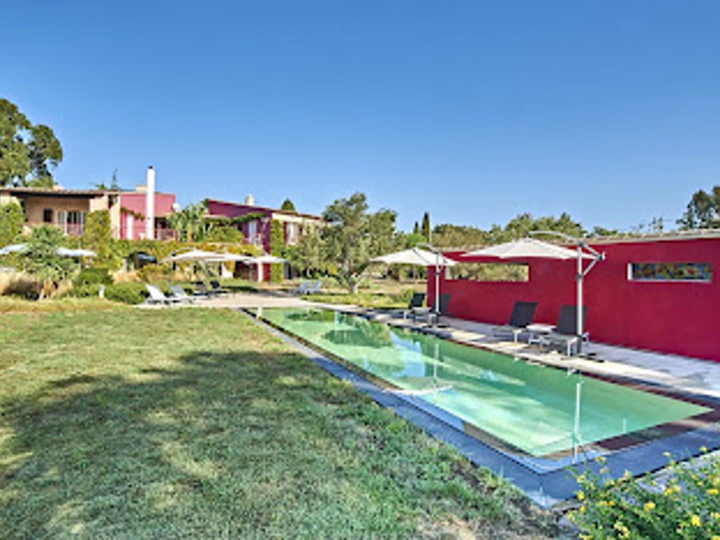 Maison à vendre - 12 pièces - 504m2 - La Londe-Les-Maures (83250)