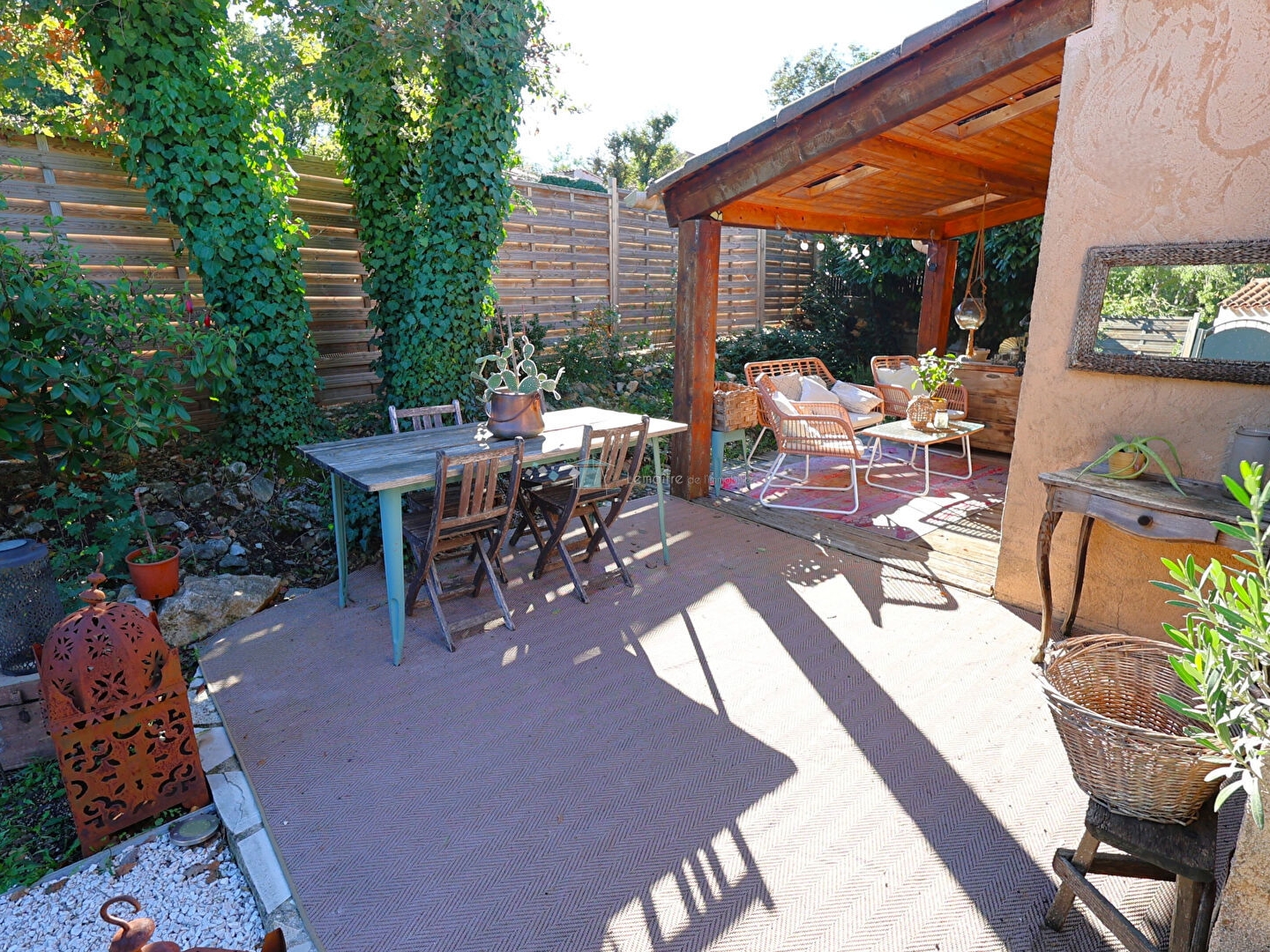 Maison à vendre - 3 pièces - 36m2 - Saint-Cézaire-Sur... (06530)