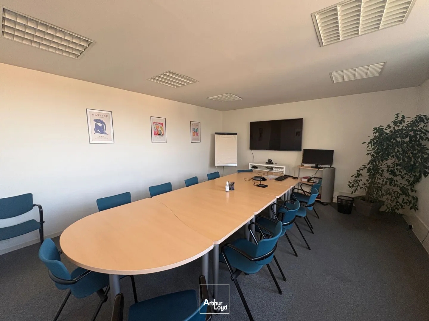 Bureaux à vendre - 480m2 - Montargis (45200)