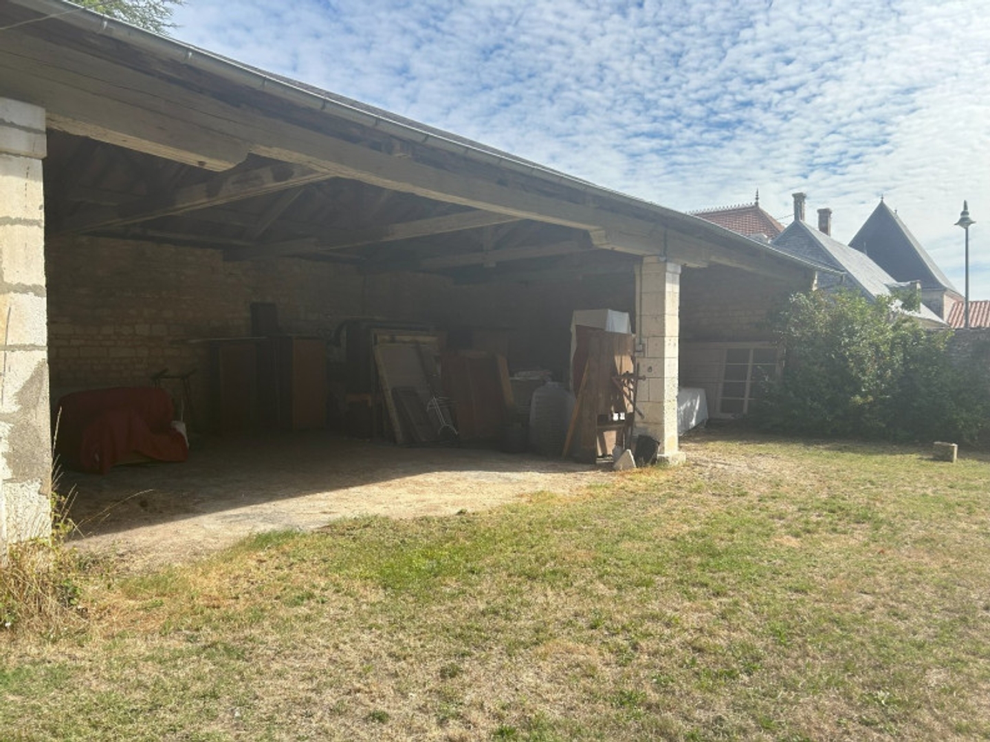 Locaux à vendre - 705m2 - Port-D'envaux (17350)