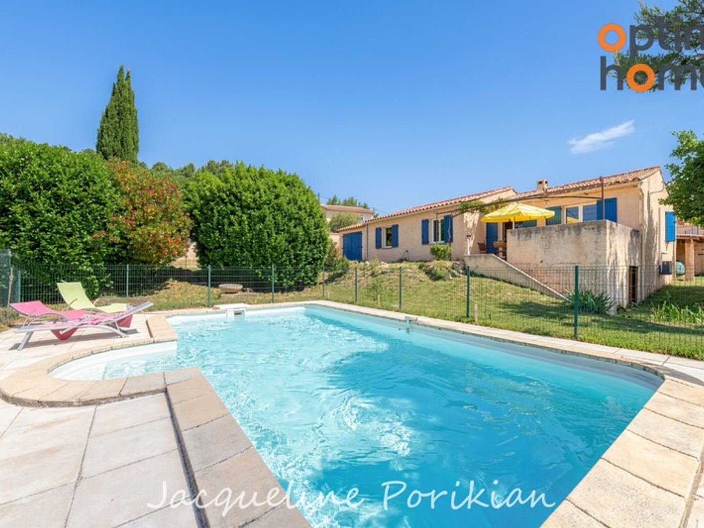 Maison à vendre 4 pièces à Villelaure avec piscine
