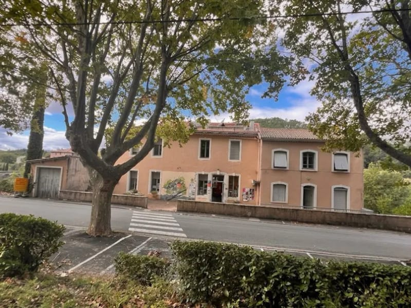 Villa 20 pièces 572 m²