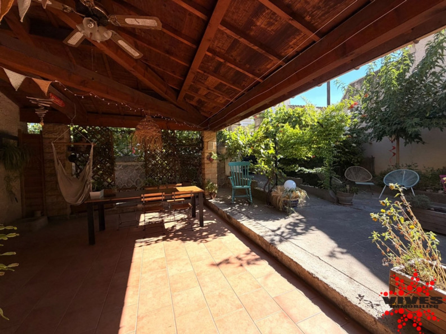 Maison à vendre - 10 pièces - 226m2 - Servian (34290)