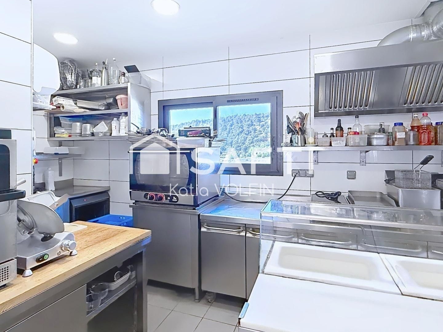 Bureaux à vendre - 2 pièces - 64m2 - Carnoux-En-Provence (13470)