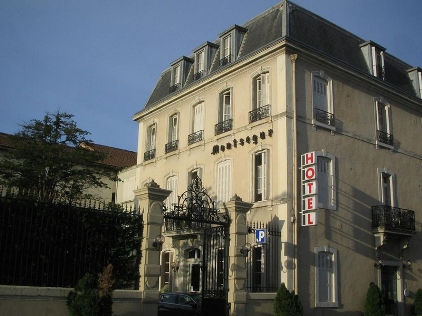 Maison à vendre - 1340m2 - Carcassonne (11000)