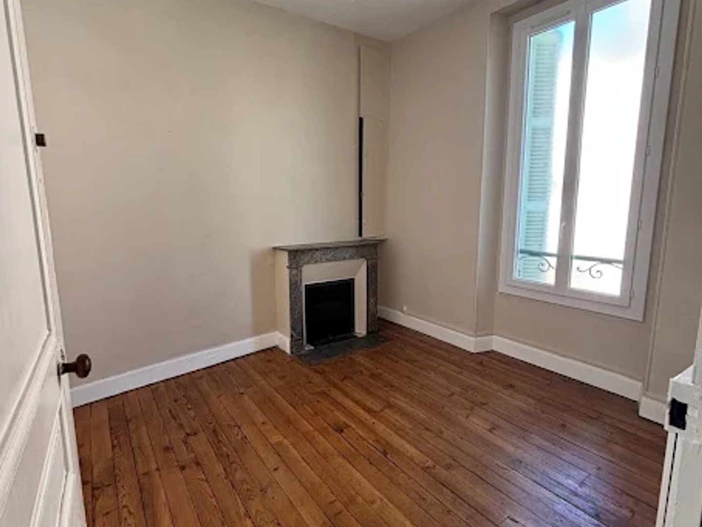 Locaux à vendre - 445m2 - Tarbes (65000)