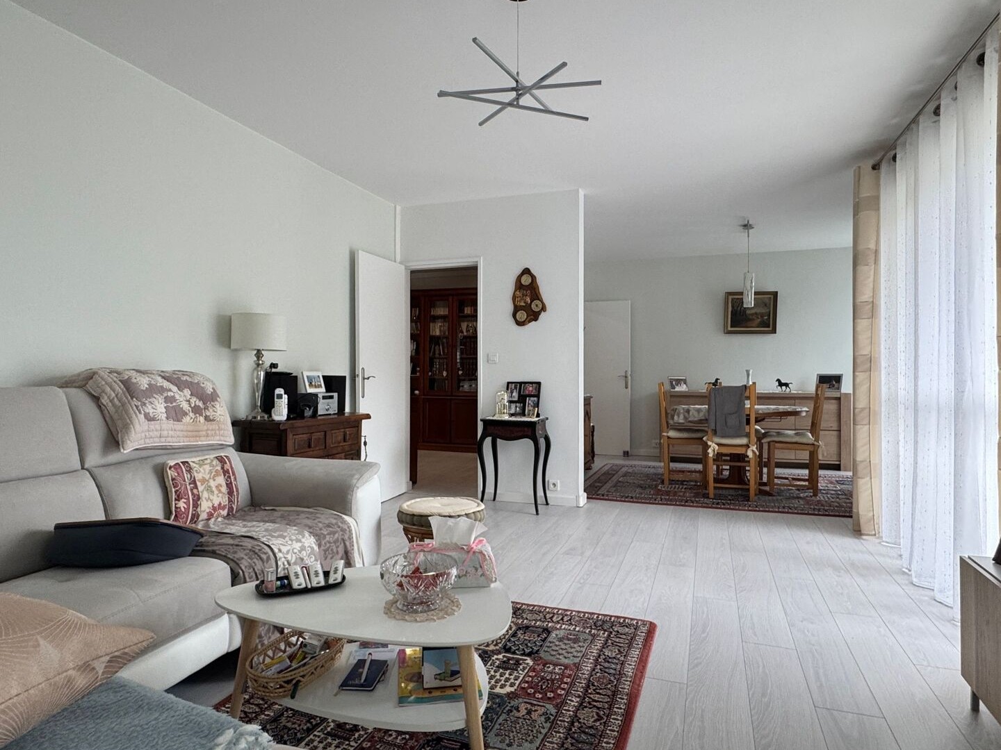 Appartement 6 pièces 104 m²