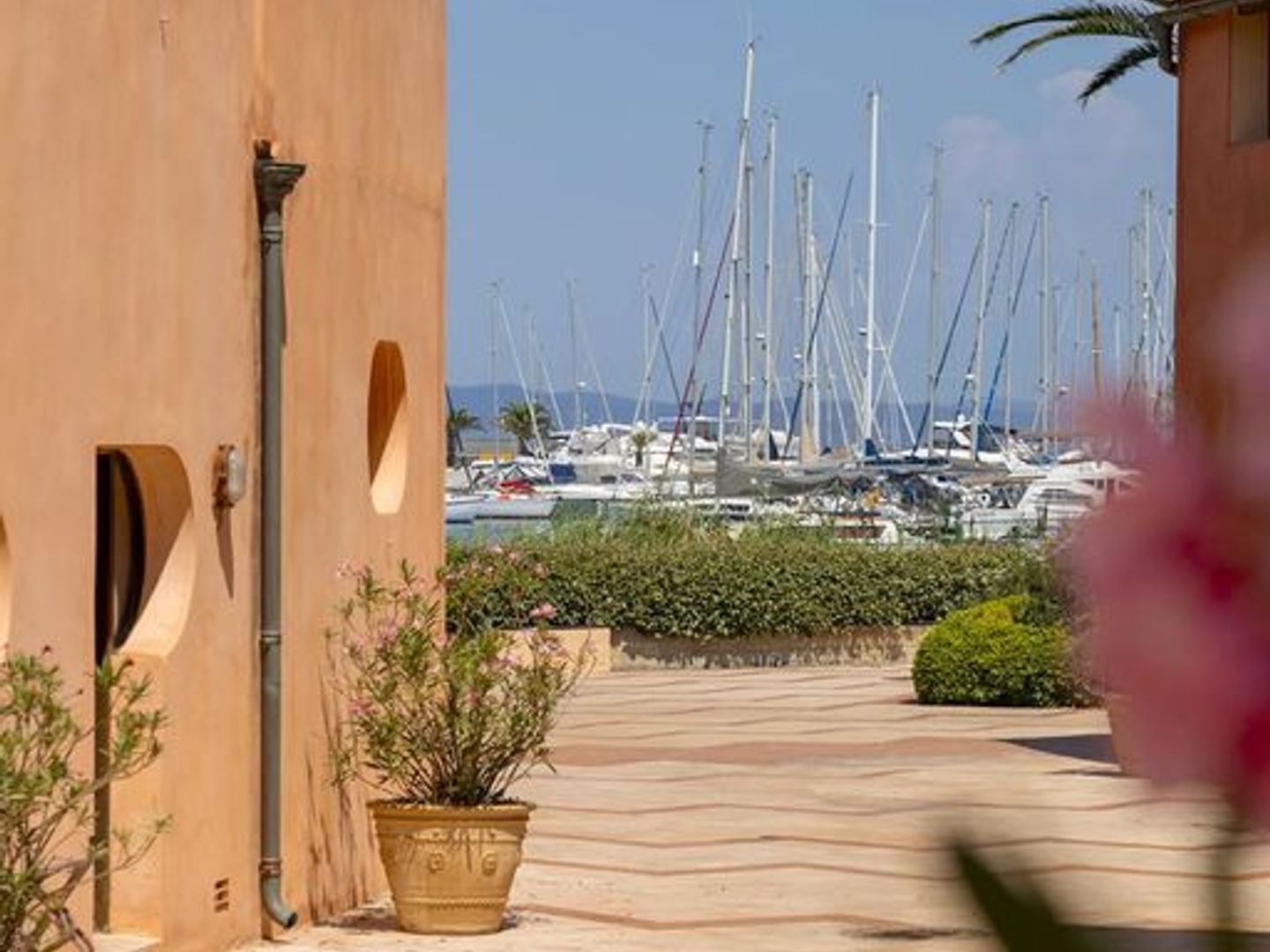Appartement à vendre - 73m2 - Hyères (83400)