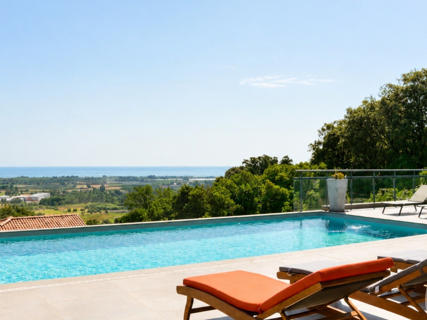 Maison 6 pièces 246 m²