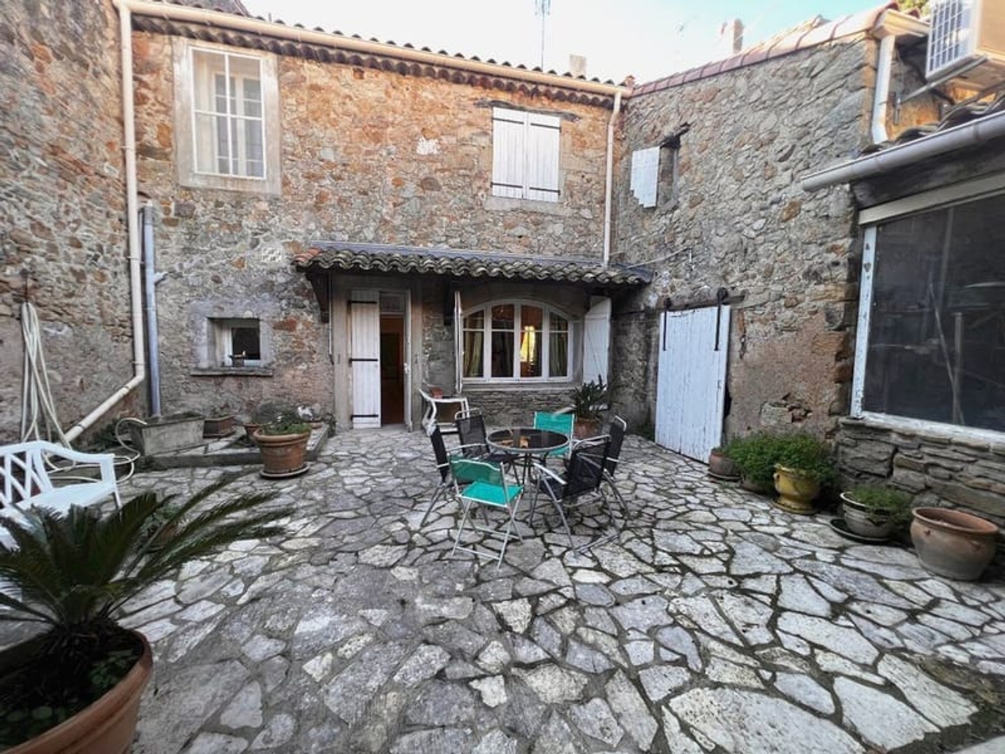 Maison à vendre - 10 pièces - 280m2 - Gabian (34320)
