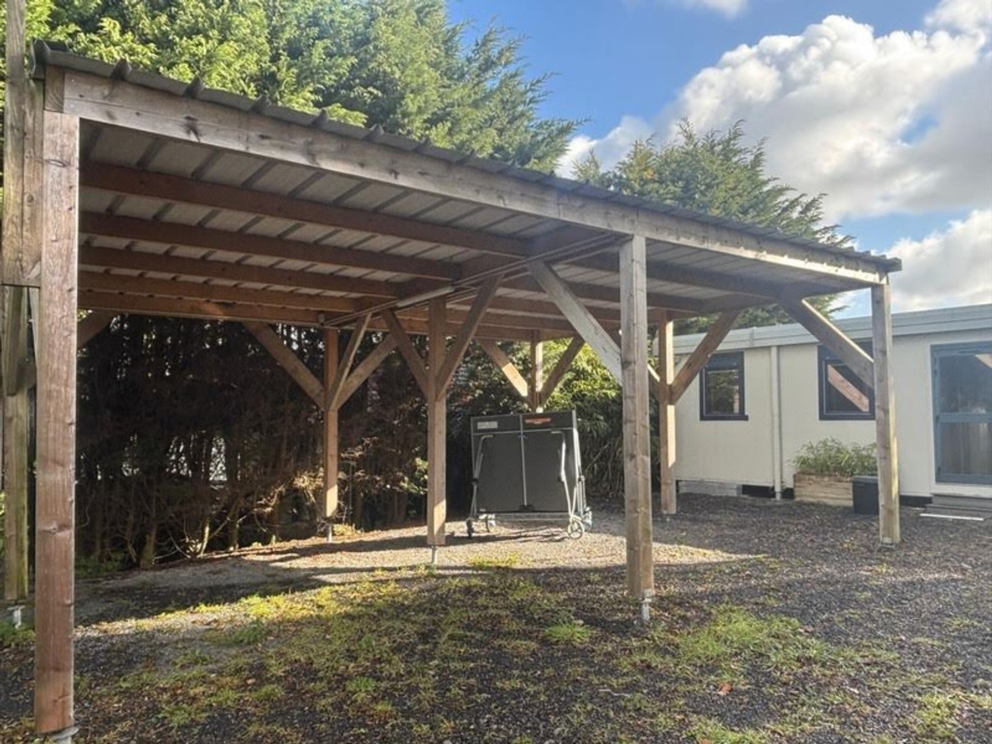 Local 130 m²