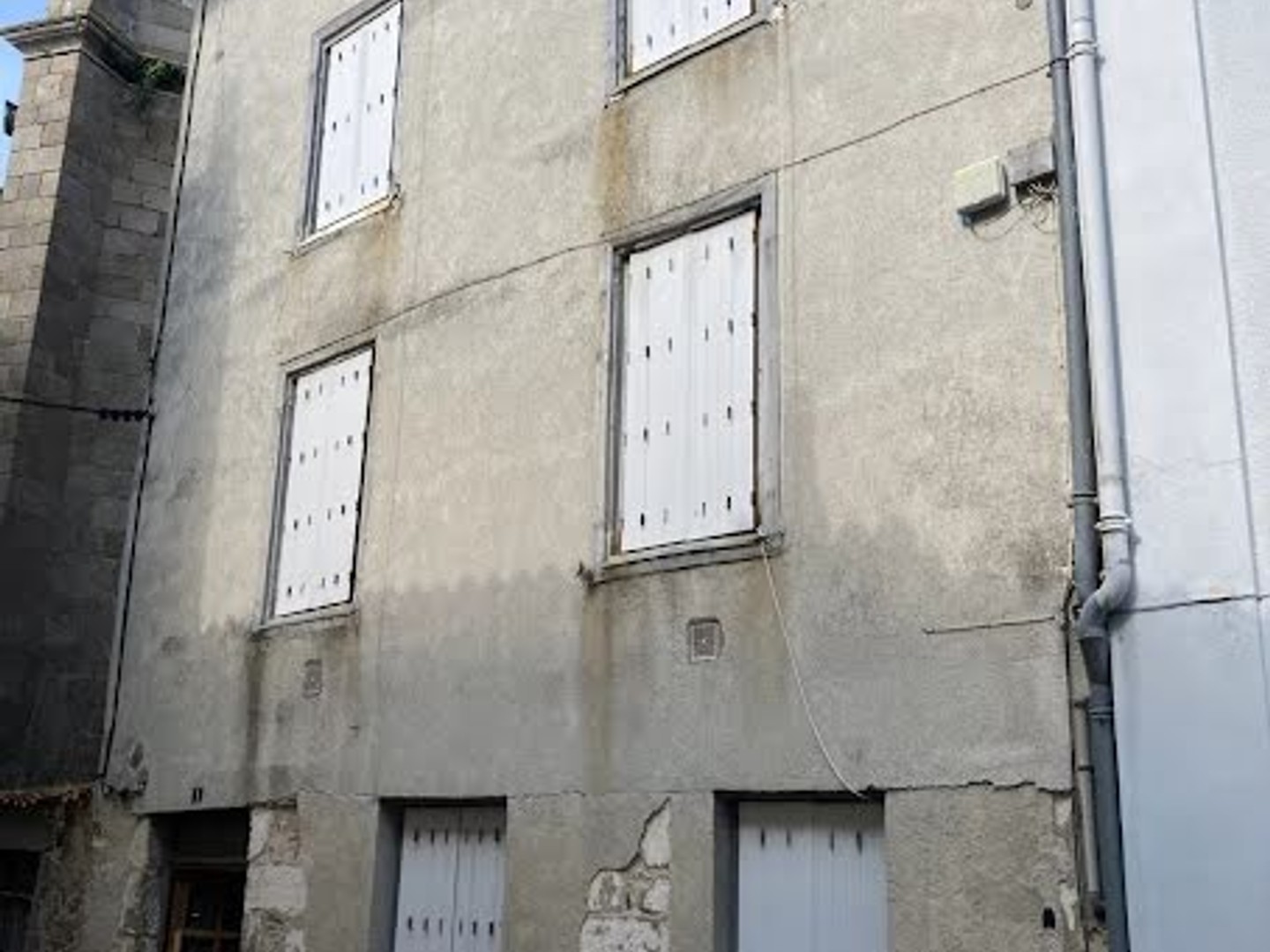 Maison 1 pièce 120 m²