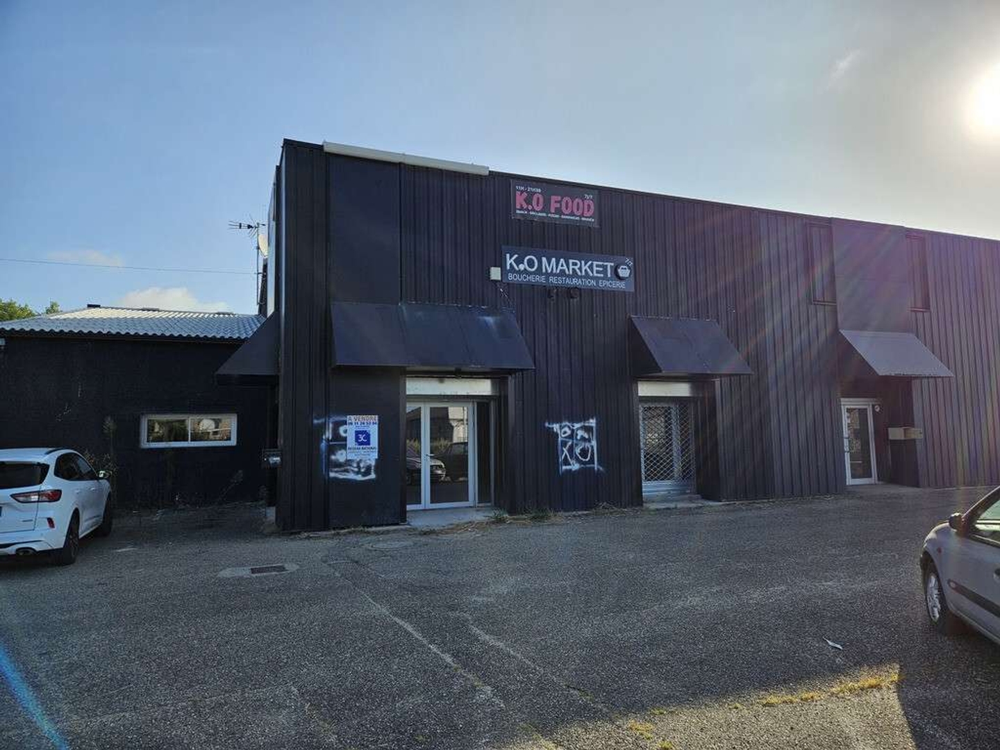 Vente local commercial 550m² périphérie d'Agen