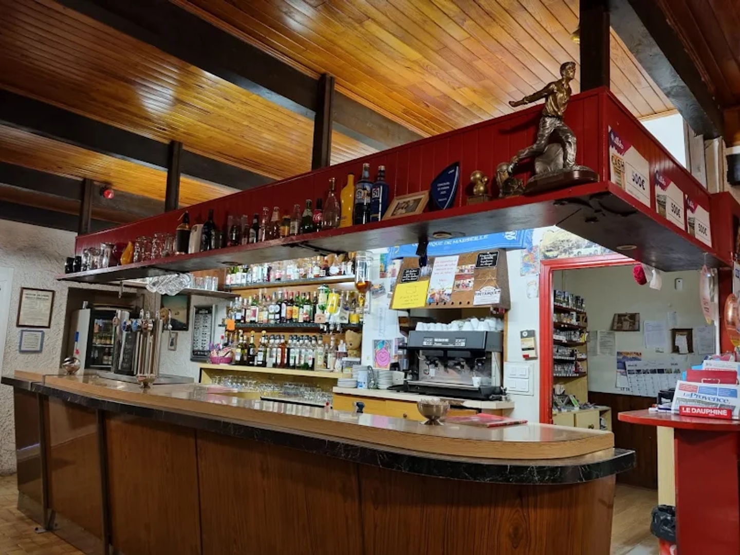 Magasin à vendre - 270m2 - Sisteron (04200)