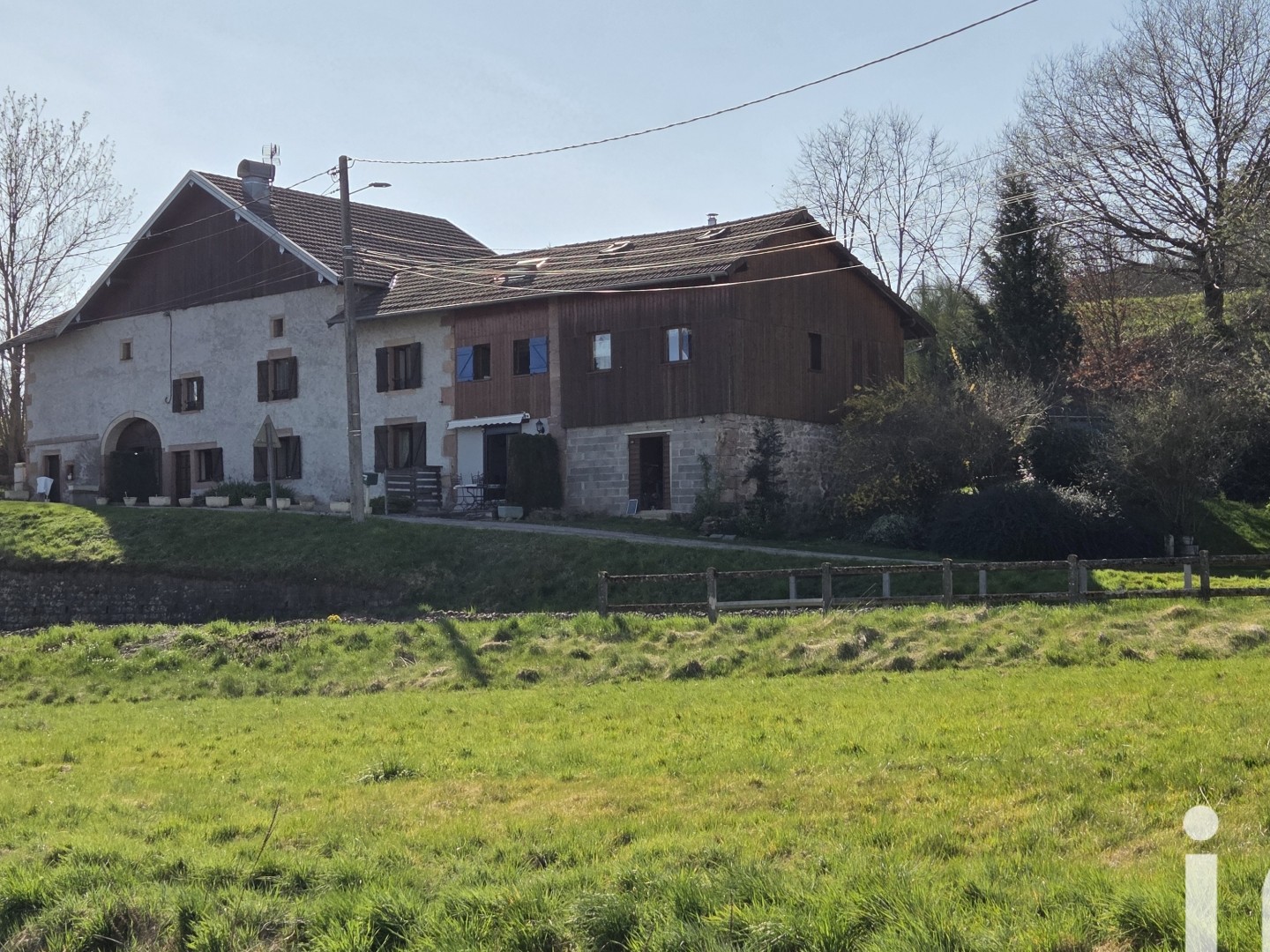 Maison 20 pièces 344 m²