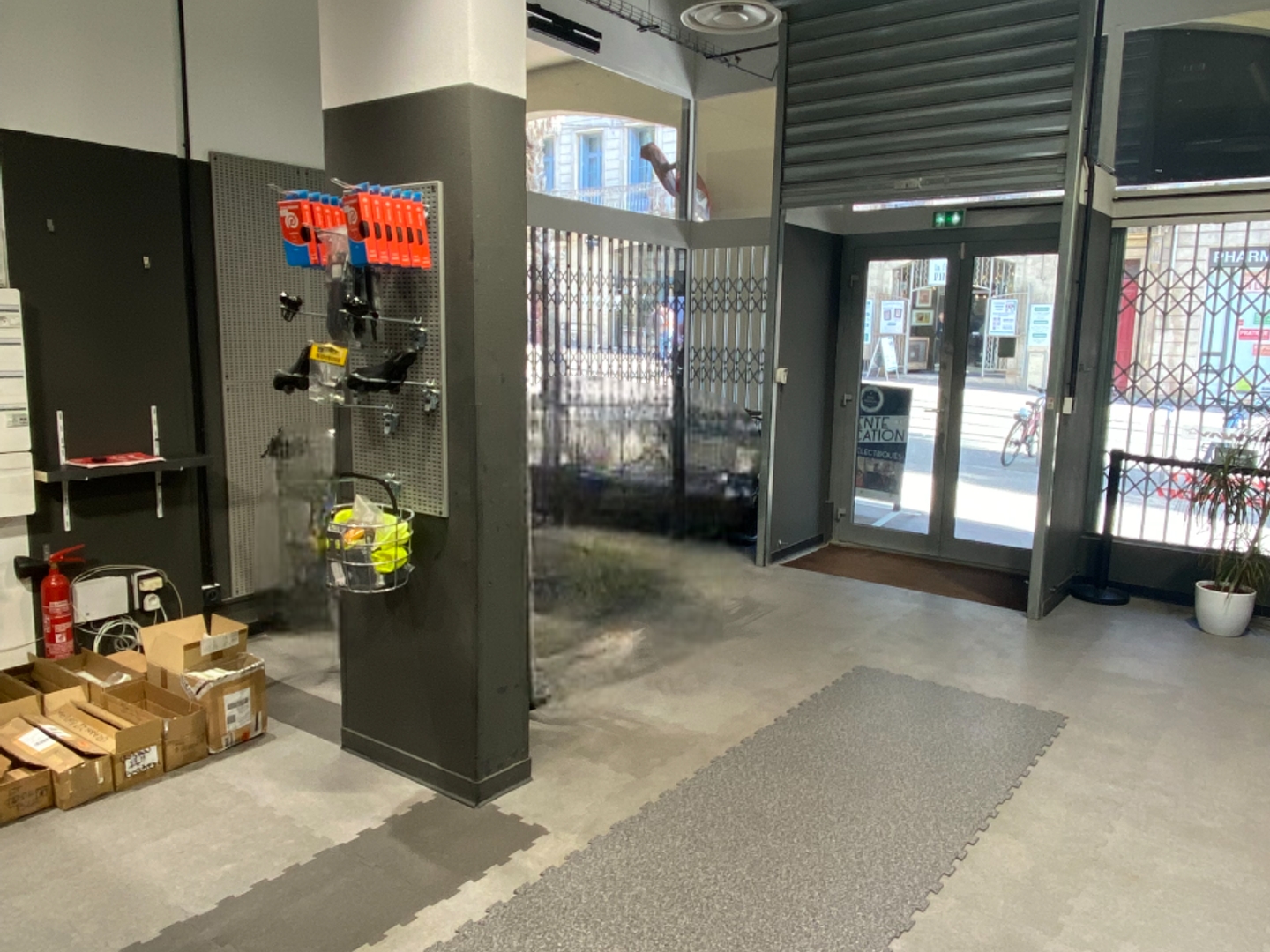 Locaux à vendre - 101m2 - Montpellier (34000)
