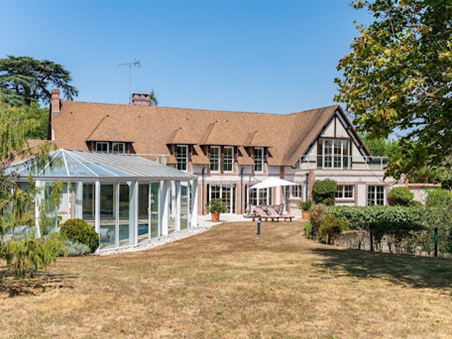 Maison à vendre - 8 pièces - 273m2 - Saint-Vigor (27930)