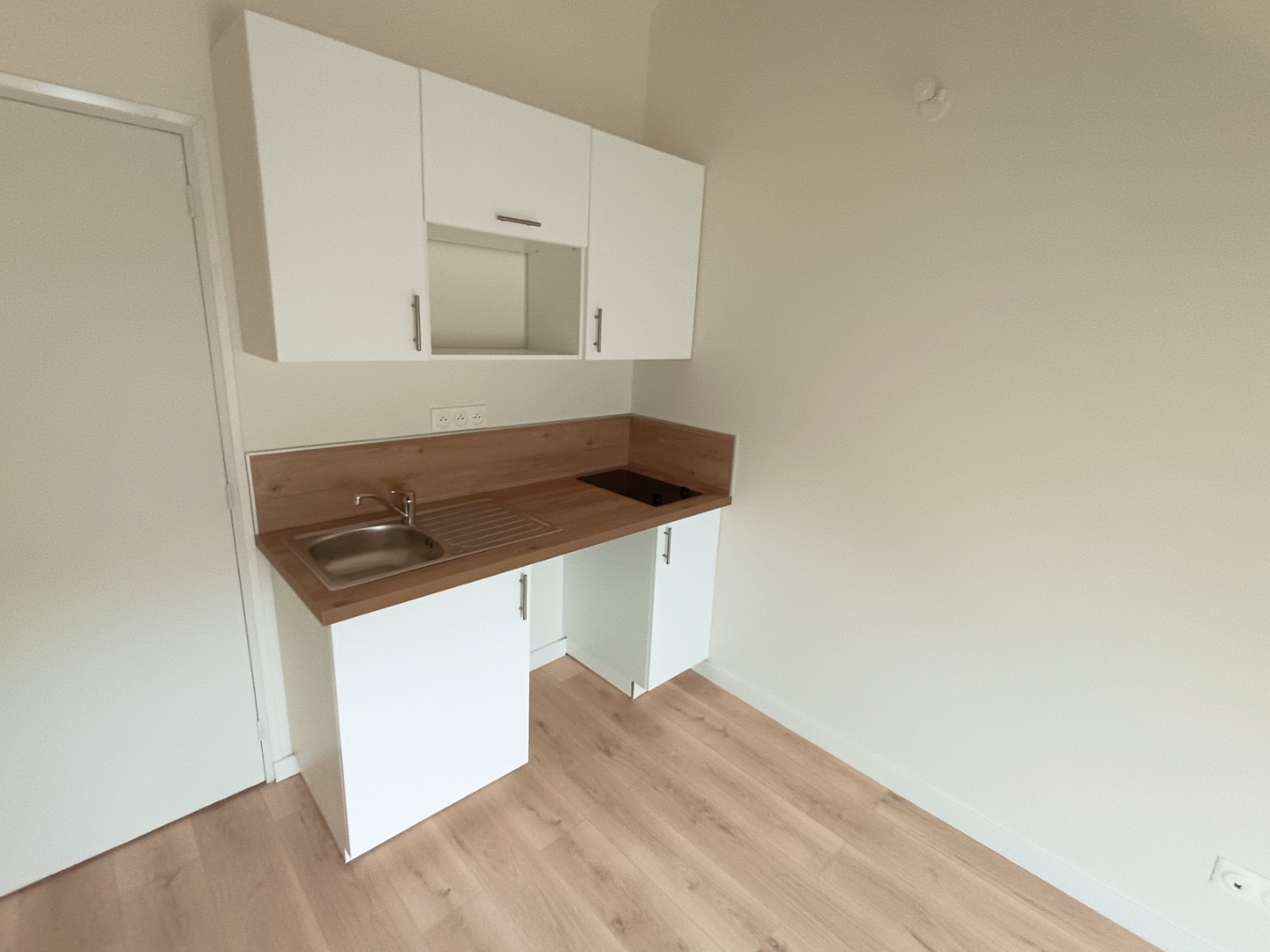 Appartement à louer - Amiens (80000)