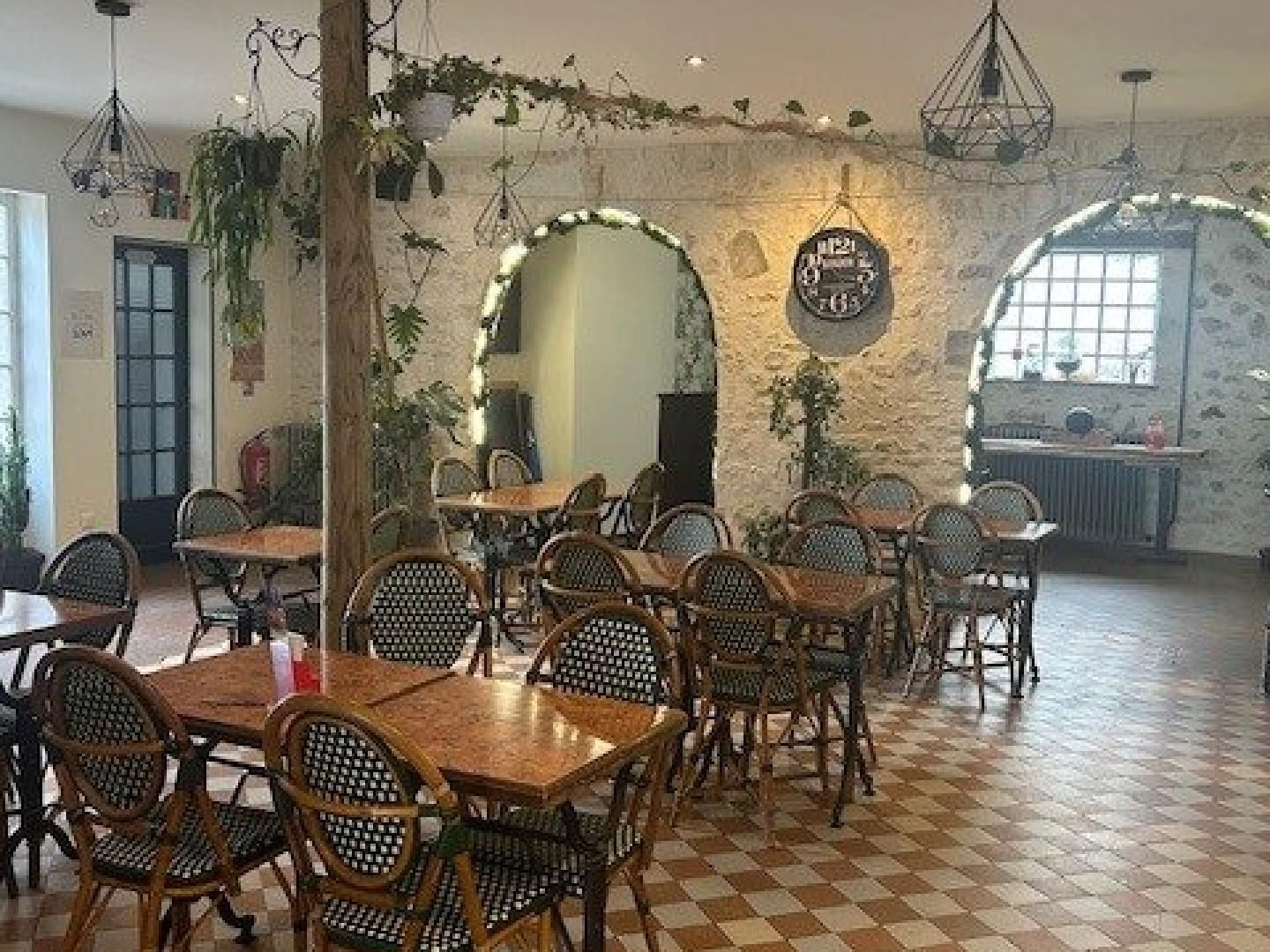 Bureaux à vendre - 3 pièces - 250m2 - Bréval (78980)