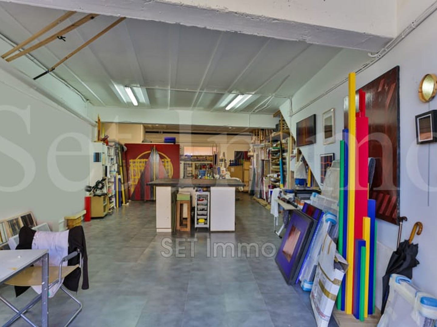 Immeuble commercial 170 m²