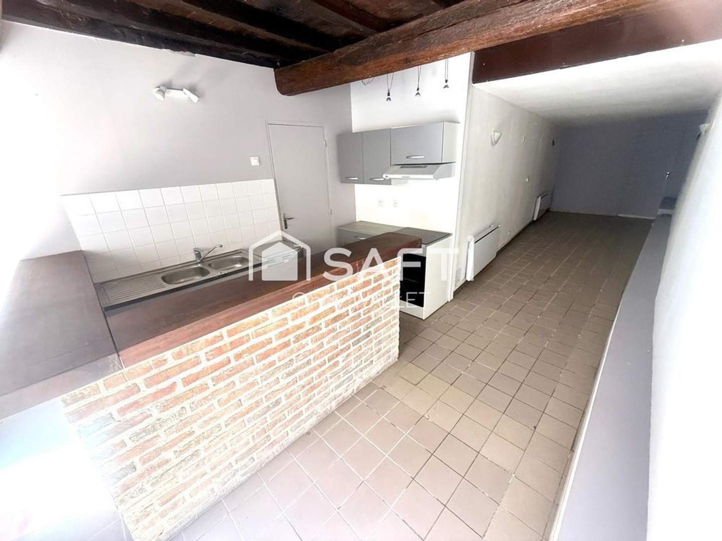 Immeuble à vendre - 165m2 - Laon (02000)