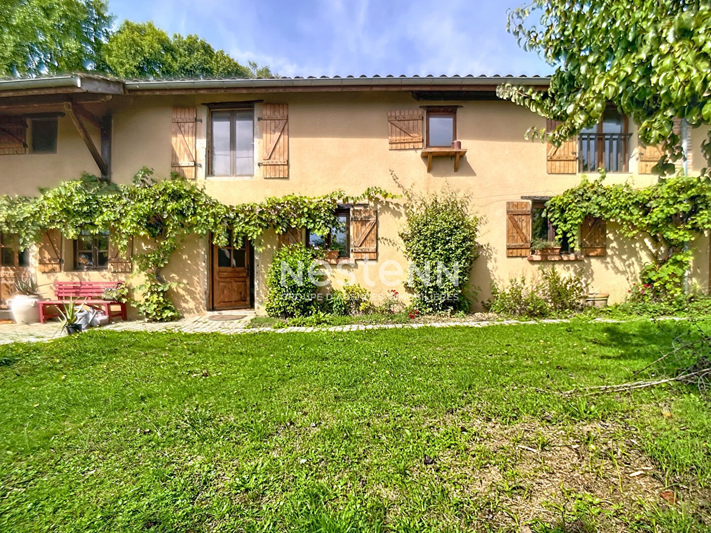 MAISON LONGÈRE MONTHIEUX 5 PIÉCES GRANDS ESPACES INTÉRIEURS EN PLEINE NATURE