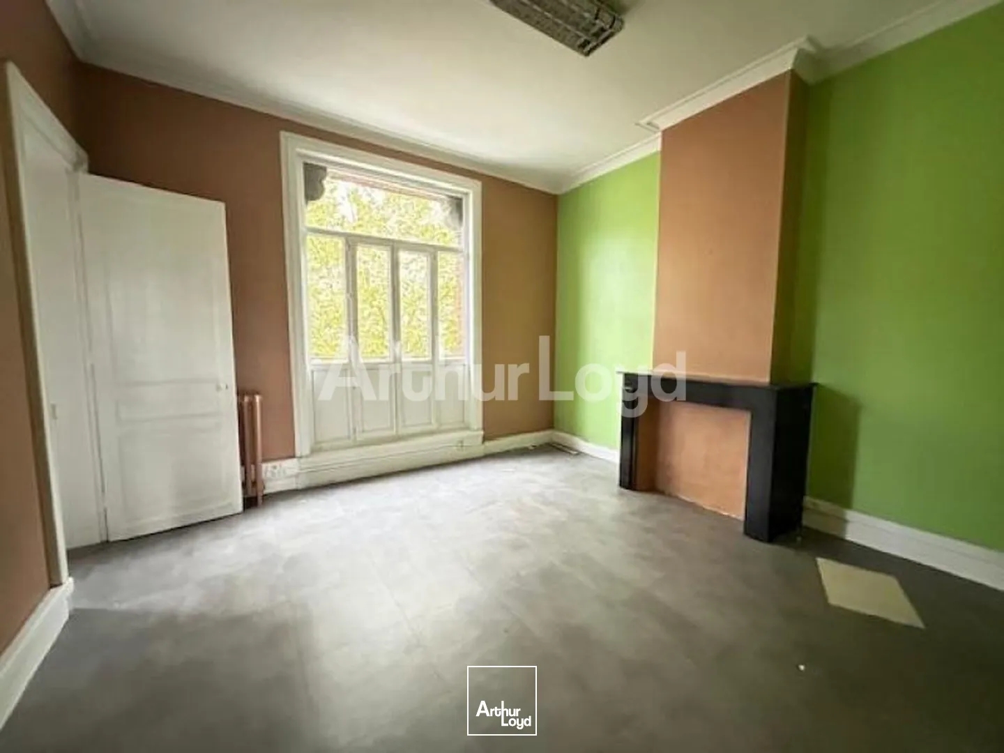 Immeuble à vendre - 515m2 - Valenciennes (59300)