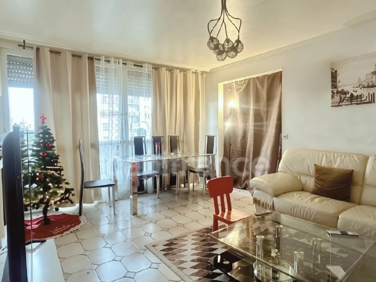 Appartement à vendre - 5 pièces - 93m2 - Montigny-Lès-Corm... (95370)