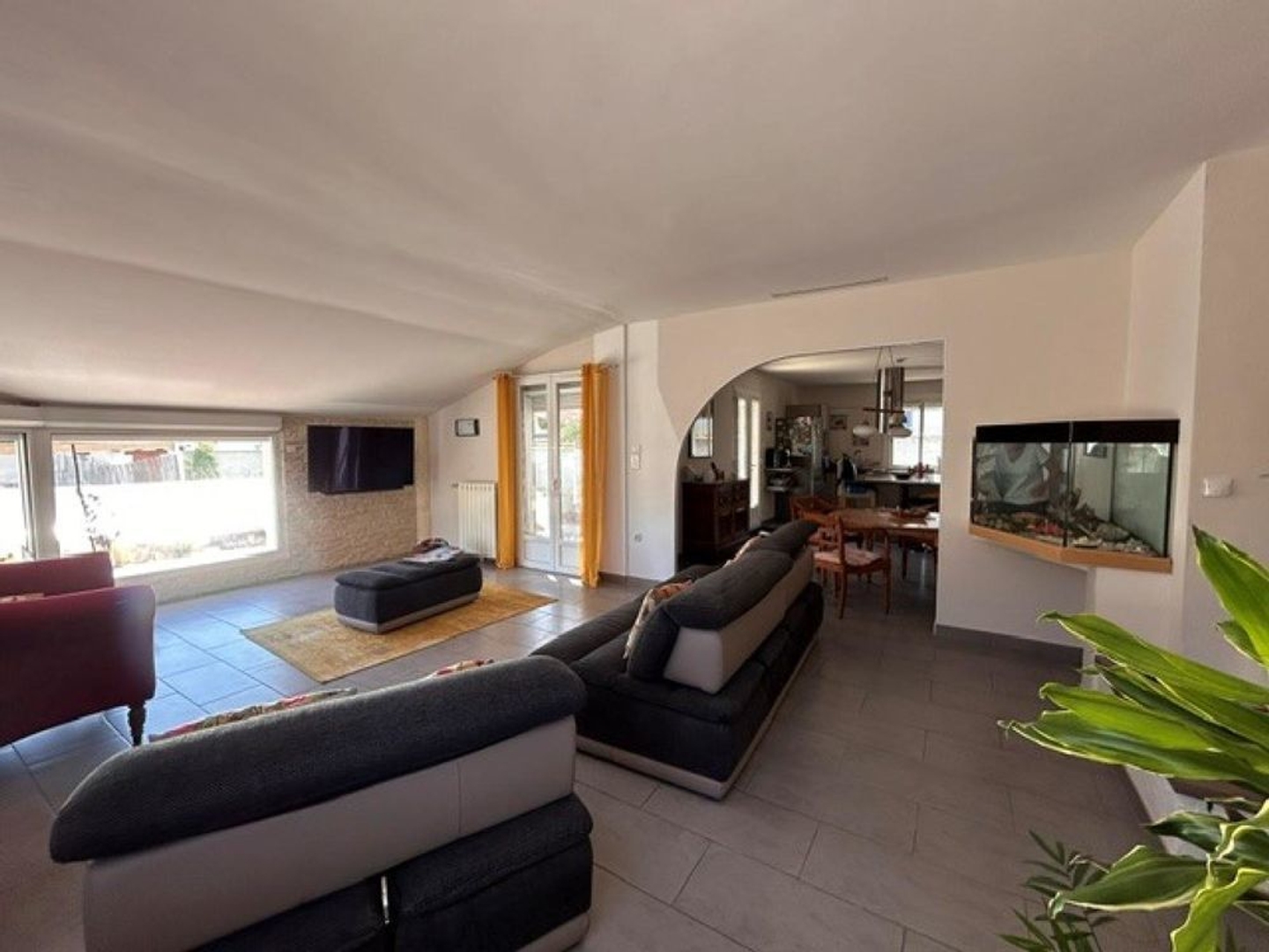 Maison à vendre - 4 pièces - 115m2 - Poussan (34560)