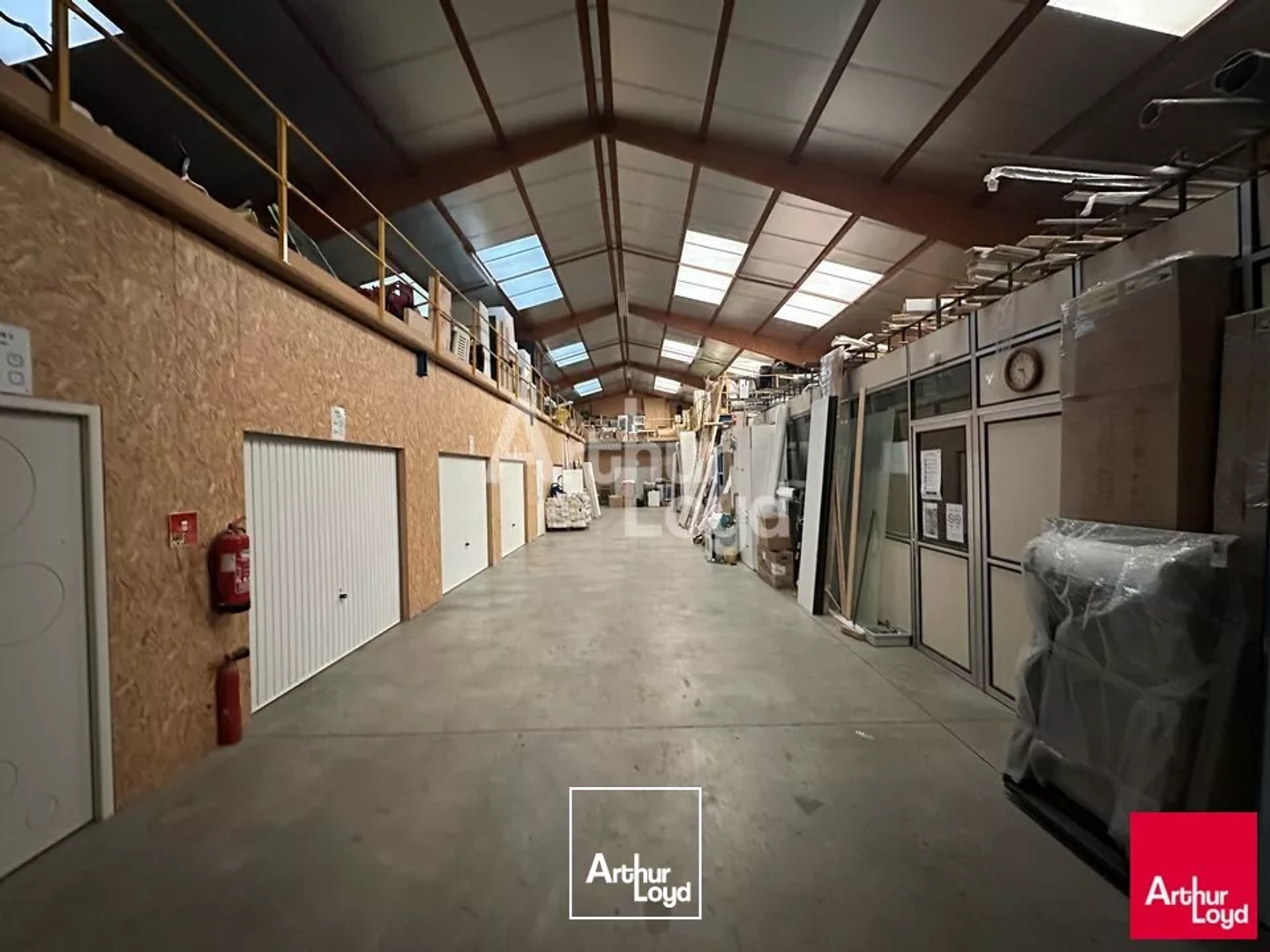 Locaux à vendre - 450m2 - Betton (35830)