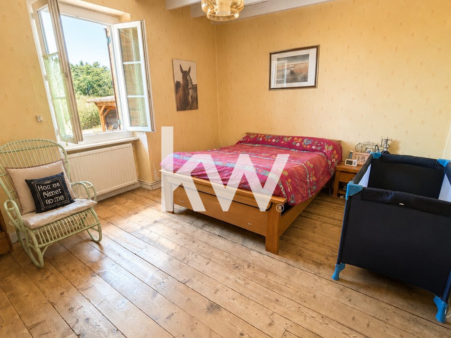 Maison à vendre - 5 pièces - 145m2 - Bussières (42510)