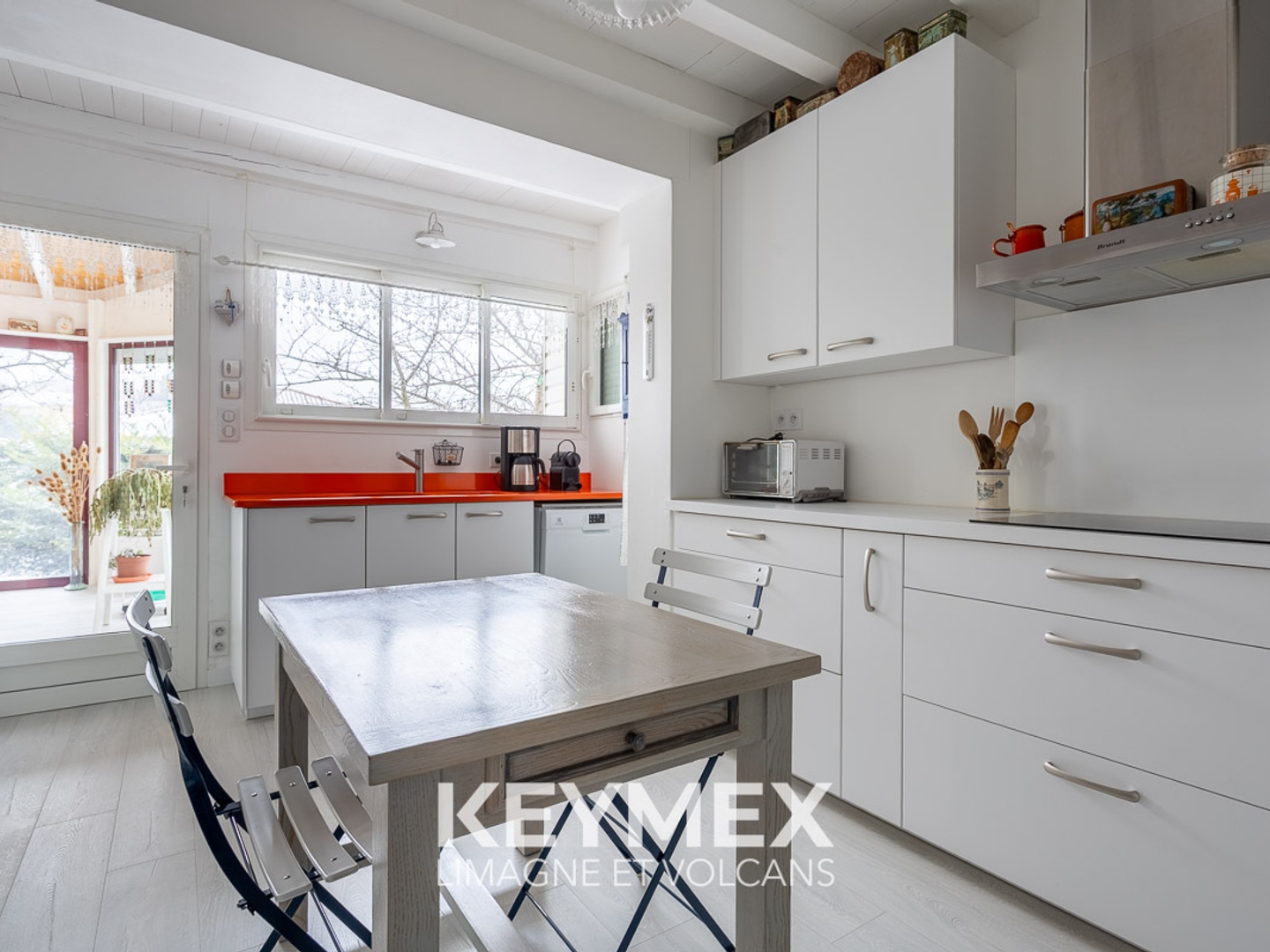 Maison à vendre - 6 pièces - 272m2 - Lempdes (63370)