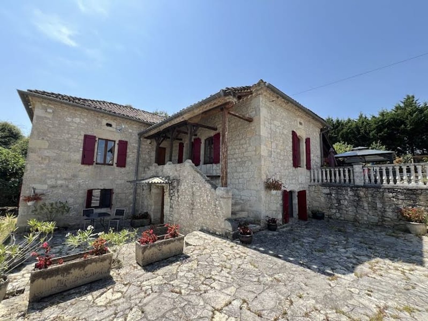 Maison 6 pièces 249 m²