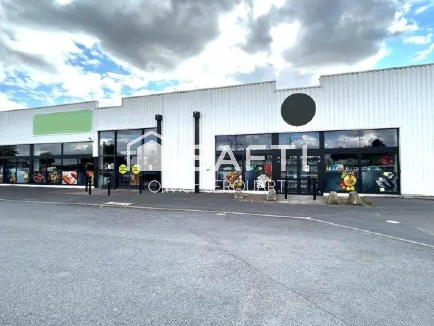 INVESTISSEMENT COMMERCIAL RENTABLE SAINT-QUENTIN