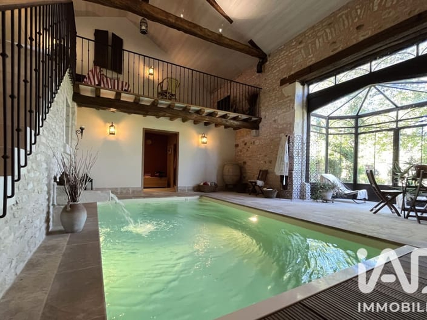 Maison à vendre - 10 pièces - 306m2 - Cissé (86170)