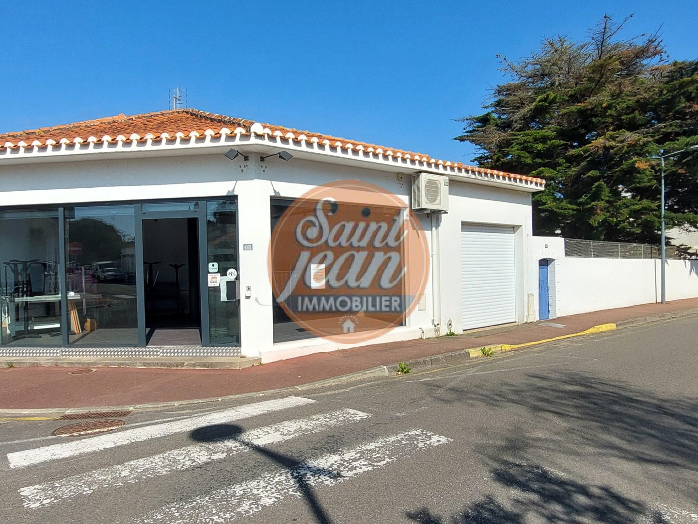 SAINT JEAN DE MONTS - LOCAL COMMERCIAL