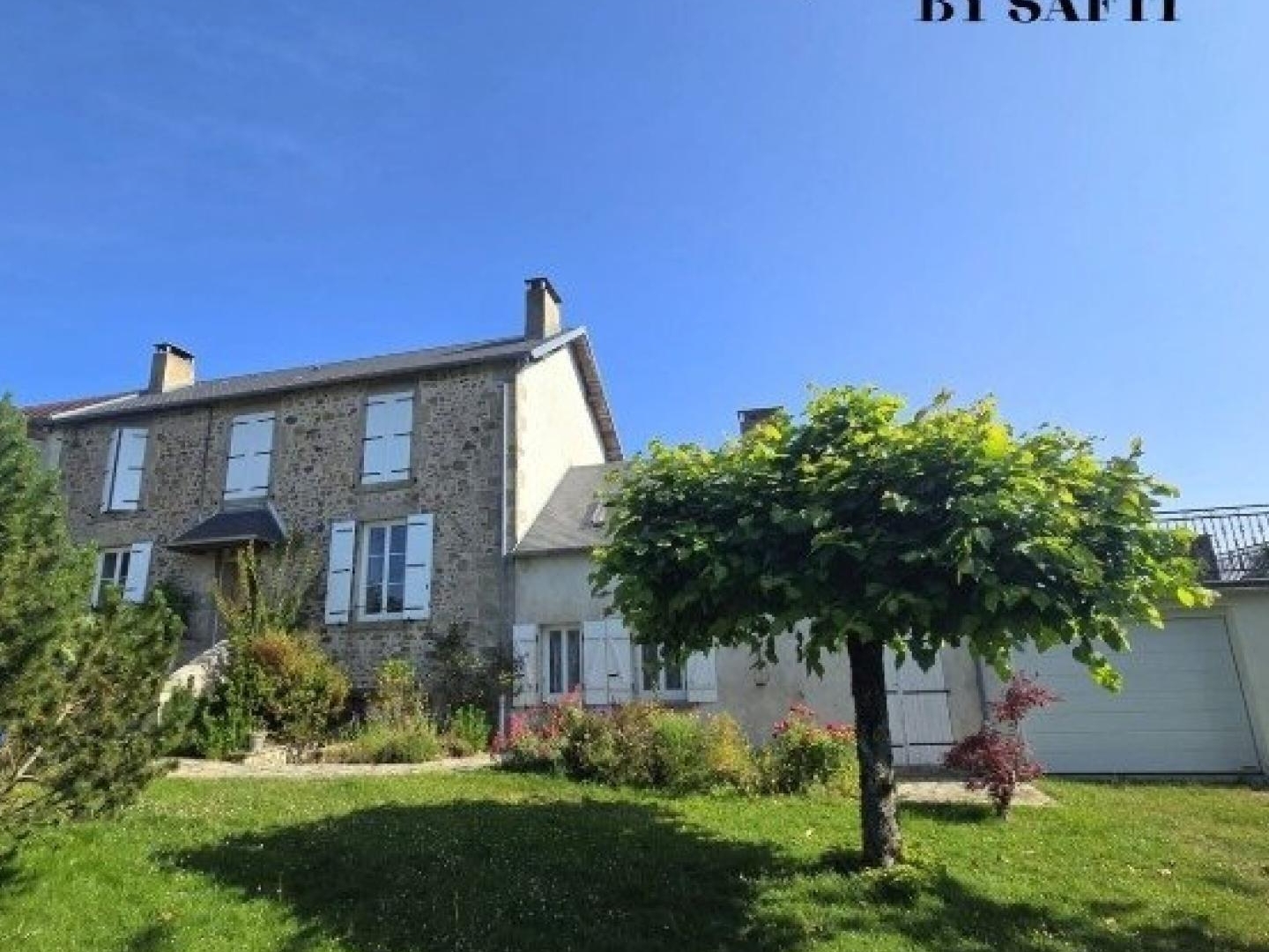 Maison à vendre - 9 pièces - 189m2 - Le Grand-Bourg (23240)
