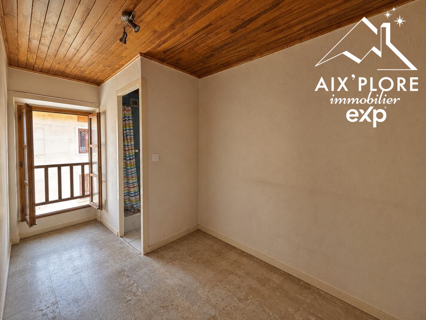 Appartement à vendre - 2 pièces - 40m2 - Saint-Jean-De-Mau... (73300)