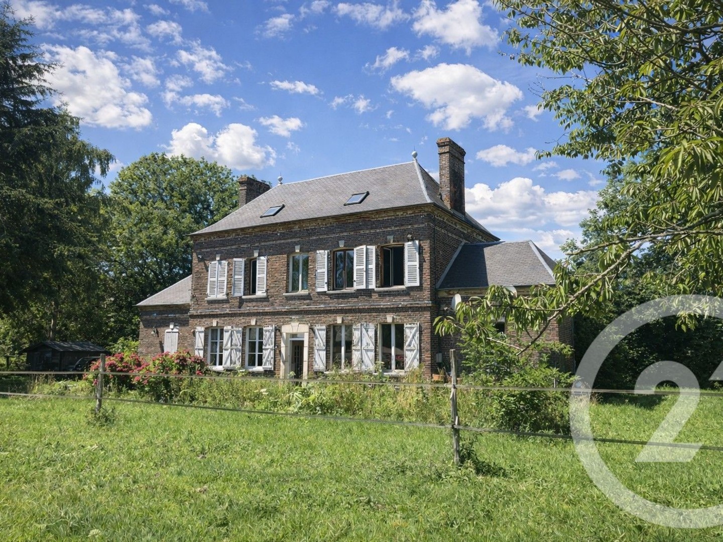 Maison 9 pièces 205 m²