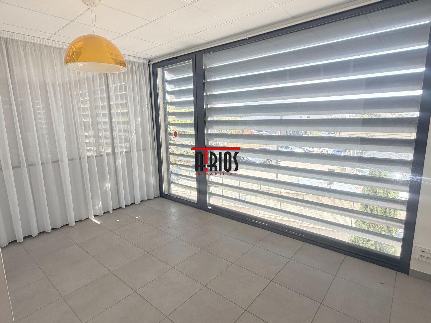 Locaux à vendre - 110m2 - La Seyne-Sur-Mer (83500)
