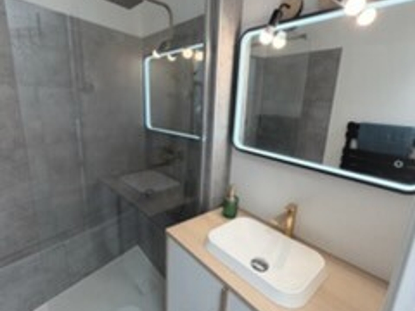 Appartement à vendre - 1 pièce - 18m2 - La Grande-Motte (34280)