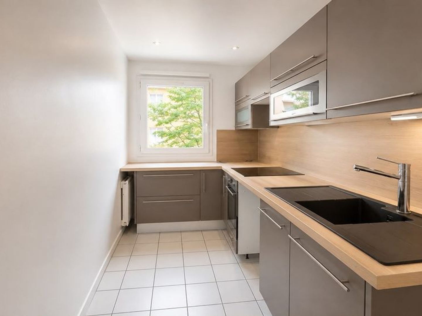 Appartement à vendre - 2 pièces - 48m2 - Noisy-Le-Grand (93160)