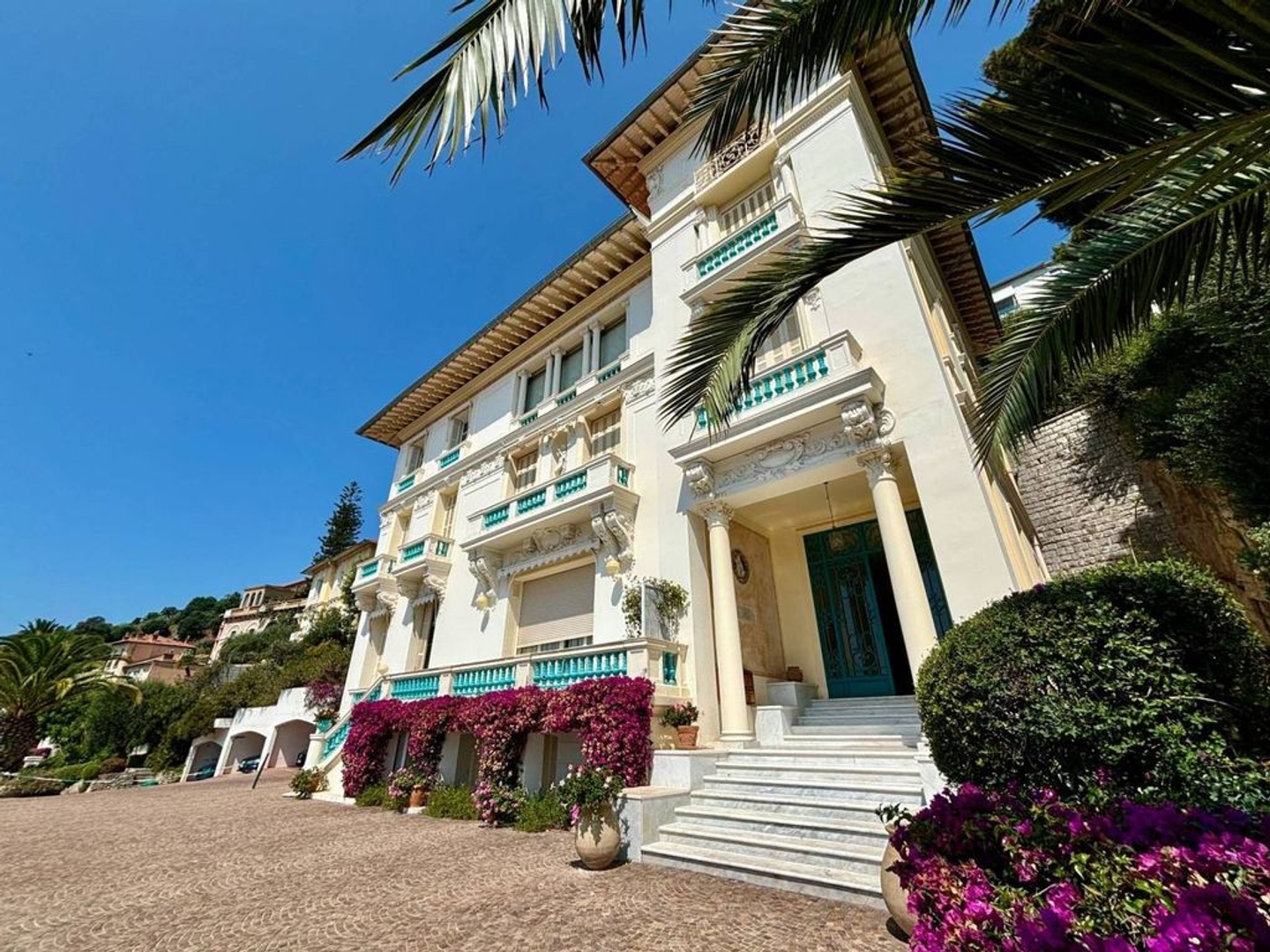 Appartement à vendre - 3 pièces - 90m2 - Beaulieu-Sur-Mer (06310)