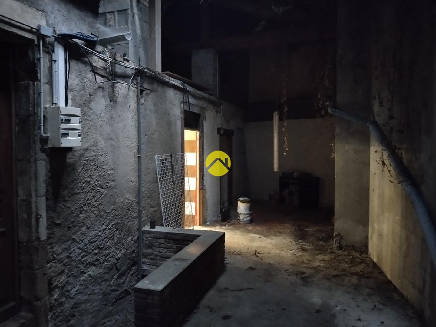 Locaux à vendre - 36m2 - Lurcy-Lévis (03320)