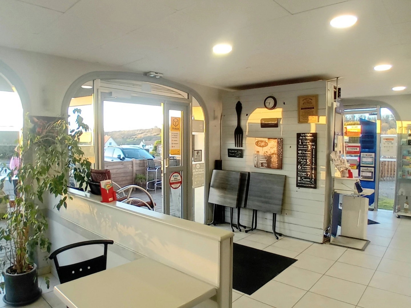 Magasin à vendre - 5 pièces - Saint-Martin-De-May (14320)